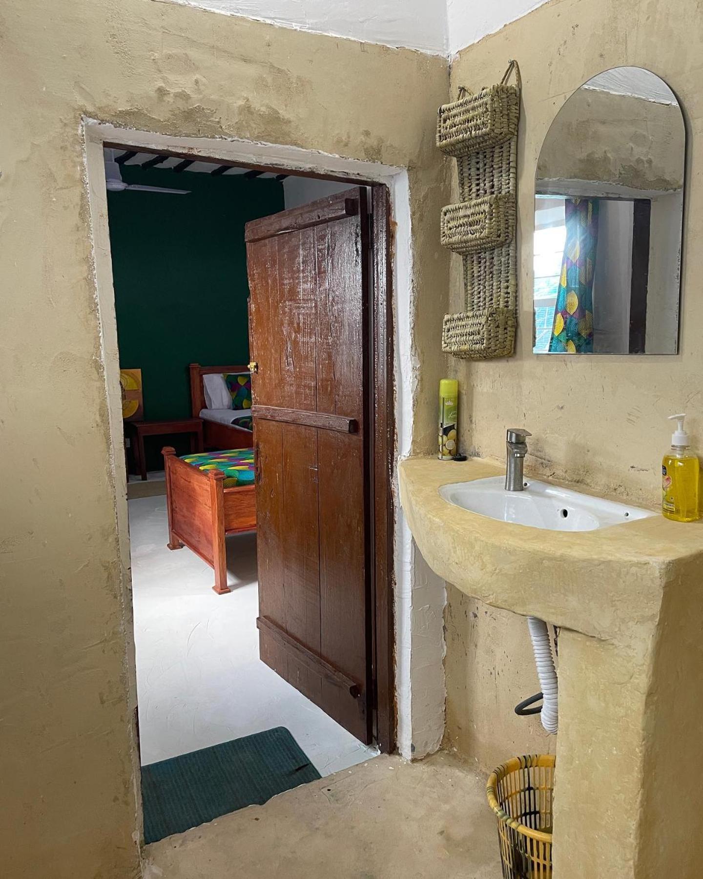 Malaika House Paje Bed & Breakfast ภายนอก รูปภาพ