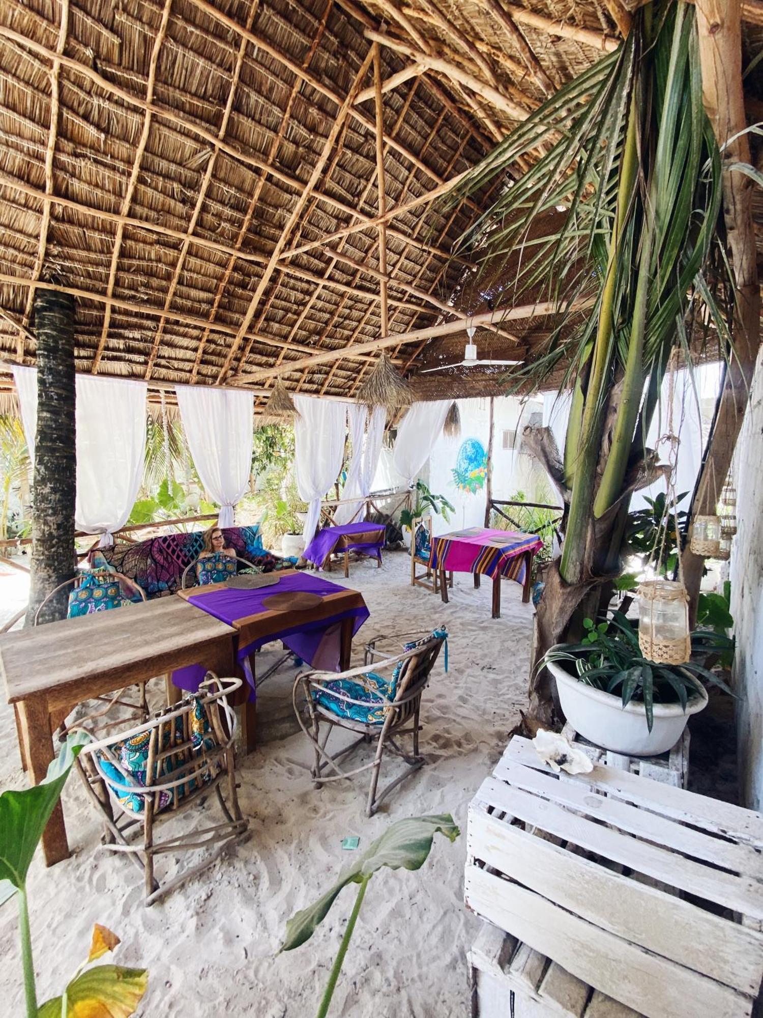 Malaika House Paje Bed & Breakfast ภายนอก รูปภาพ